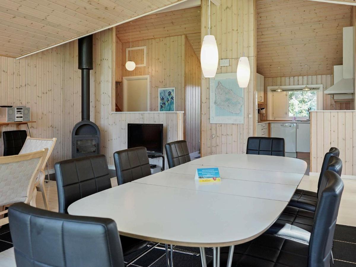 12 Person Holiday Home In Aakirkeby Vester Somarken Exterior foto